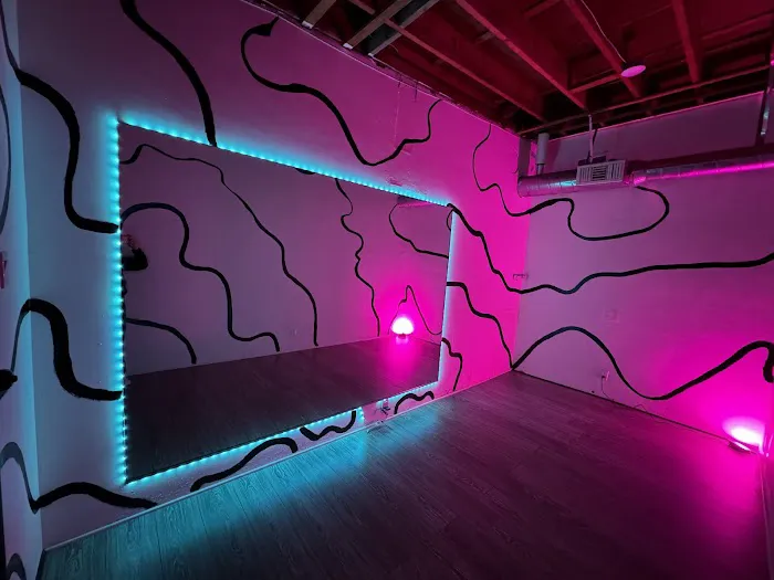 RYG DANCE STUDIO Picture 2