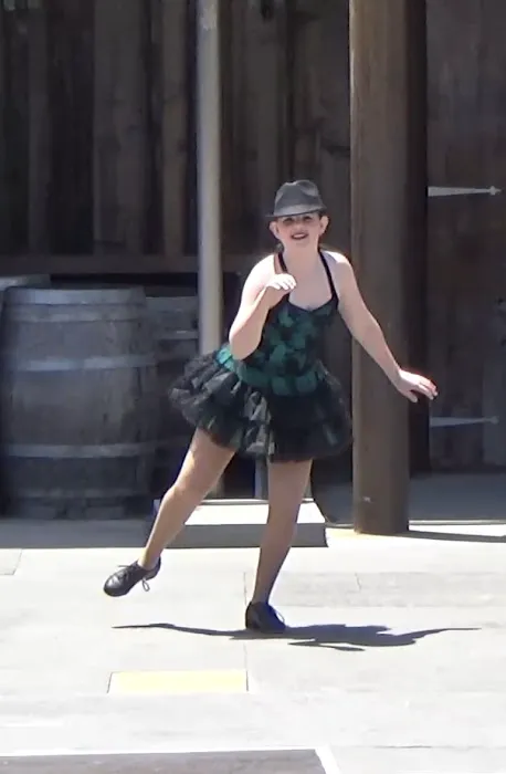 Patsy Metzger Dancers Picture 10