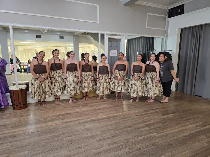 Halau Hula O Kahealani Picture 8