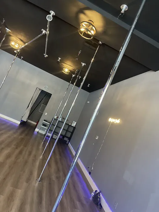 2Plus Dance Studio Picture 1