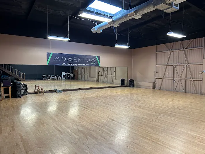 Momentum By Dellos Dance Studio Picture 3