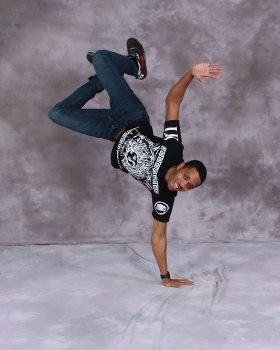 Dance Street West Picture 9