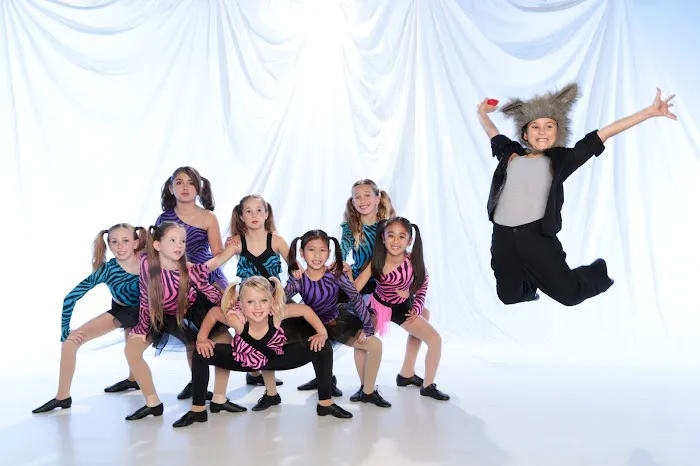 Dance Street West Picture 2