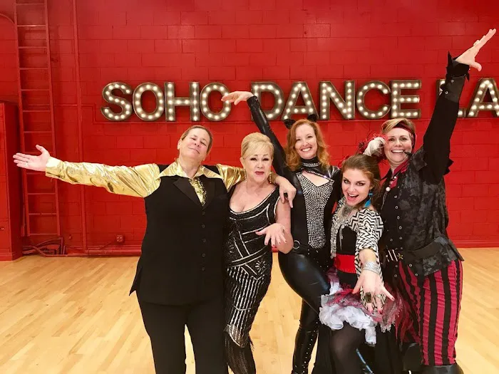 Dance With Alexis - Ballroom + Latin Dancing Picture 5