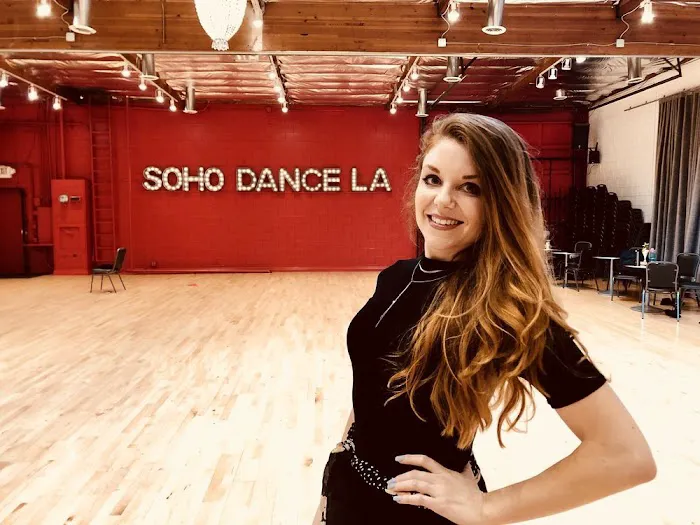 Dance With Alexis - Ballroom + Latin Dancing Picture 6