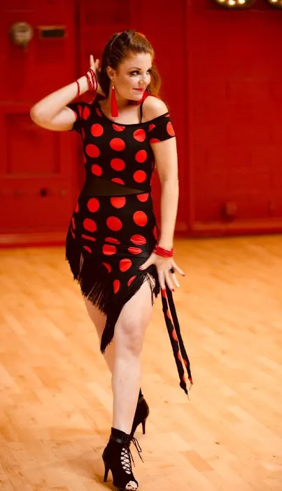Dance With Alexis - Ballroom + Latin Dancing Picture 4