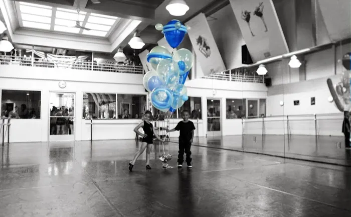 MNR Dance Factory Picture 6