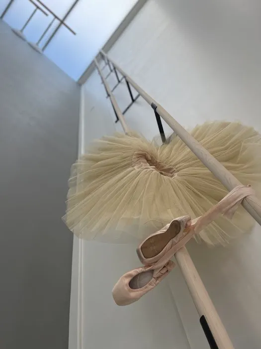 J Ballet Academy Picture 5