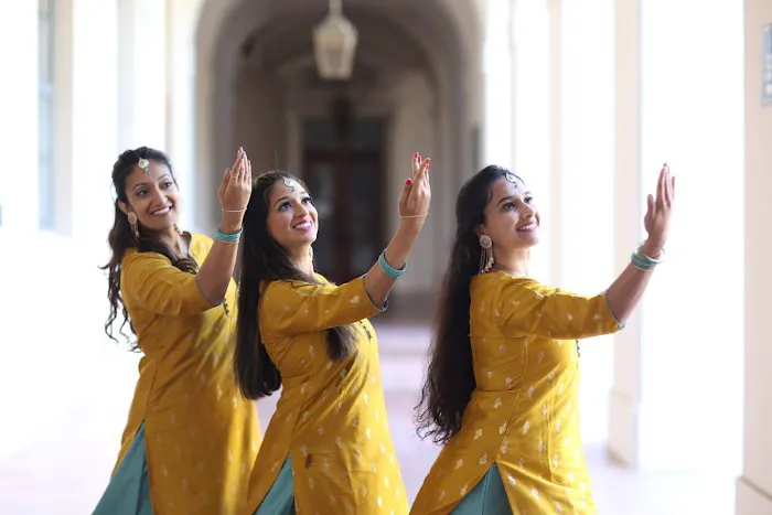 Rangeela Dance Company - Los Angeles, CA Picture 3