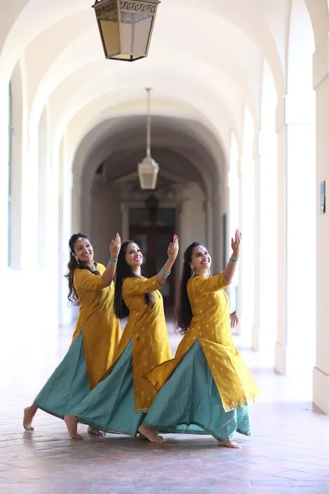 Rangeela Dance Company - Los Angeles, CA Picture 7