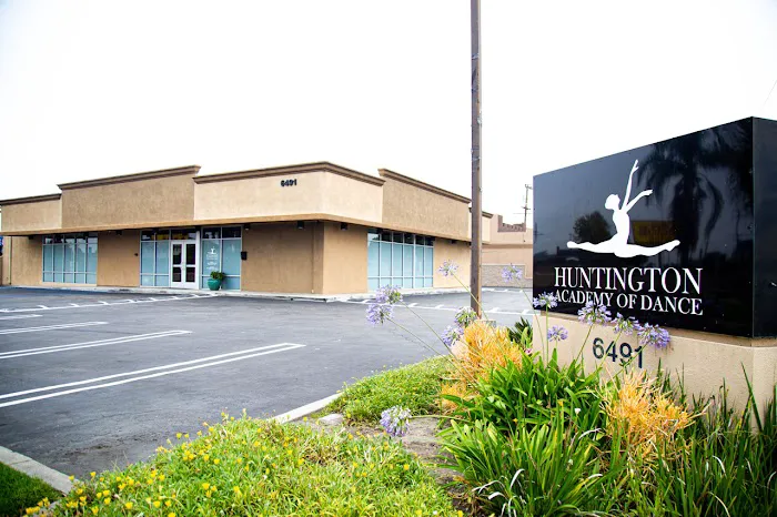 Huntington Academy of Dance Picture 4