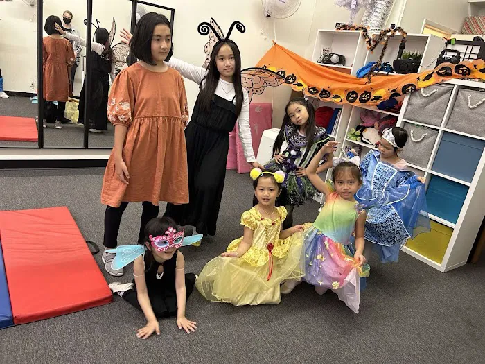 La Vie Dance & Tutoring Picture 7