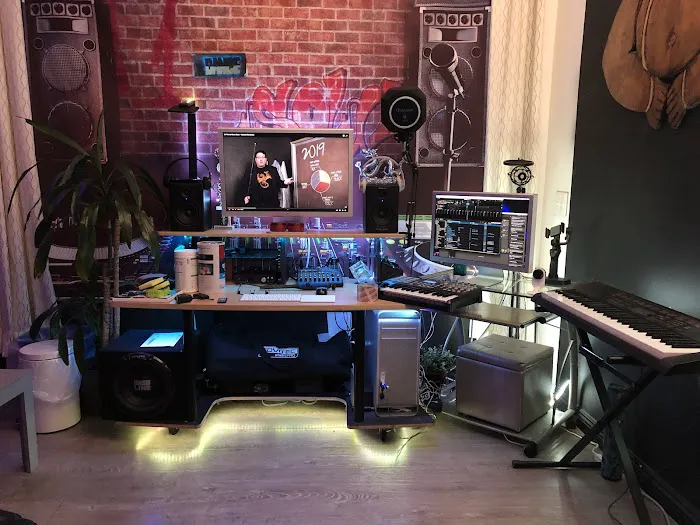 E.M. Productions – Professional Videography, Photography & Dance in Los Angeles & Hollywood L Picture 1