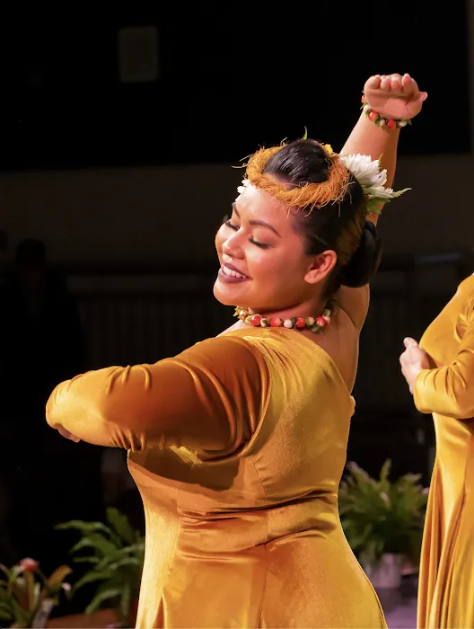 Hālau Hula Kapiliwaiokeao Picture 7