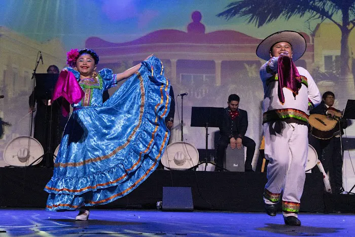 Tradicion Dance Company Picture 7