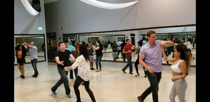 Orange County Salsa And Bachata Dance Classes Picture 1