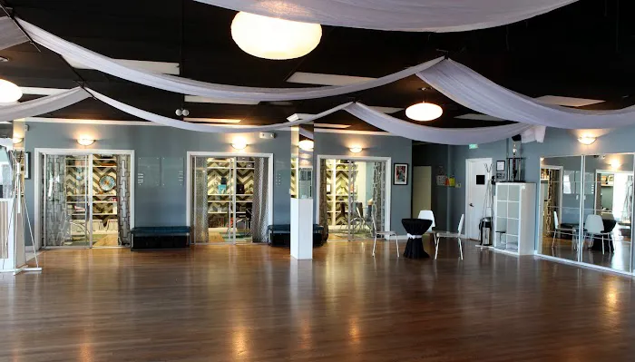 Arthur Murray Dance Studio Sherman Oaks Picture 3