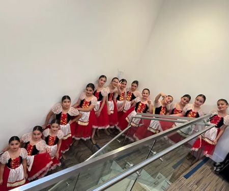 Lili Dance Studio