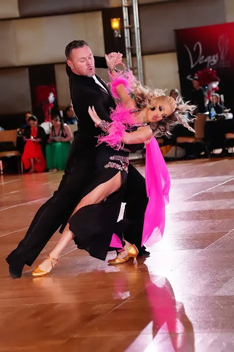 OC DANCE STUDIO|Ballroom Dance Lessons - Salsa and Bachata Classes in Orange County Picture 4