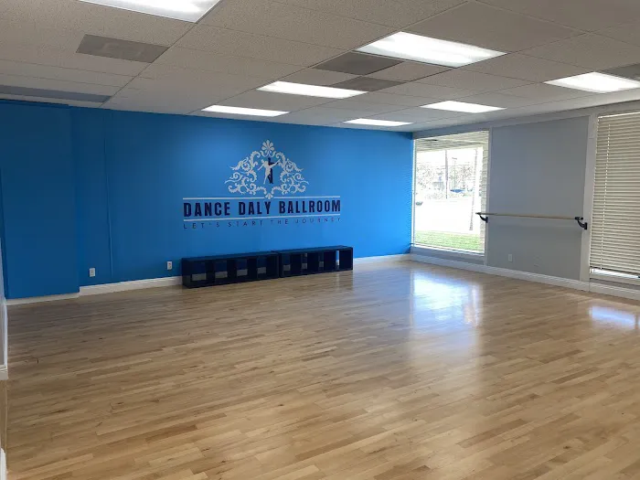 Dance Daly Ballroom Picture 2