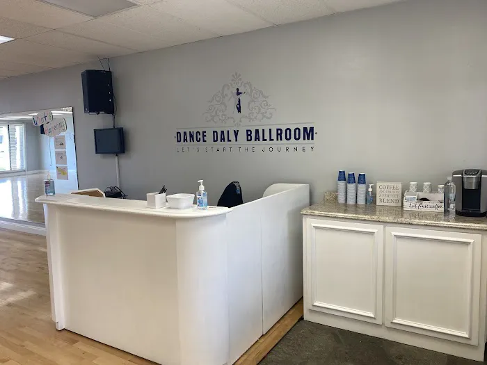 Dance Daly Ballroom Picture 6