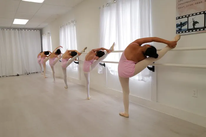 Jean Gao Dance Arts Center Picture 5