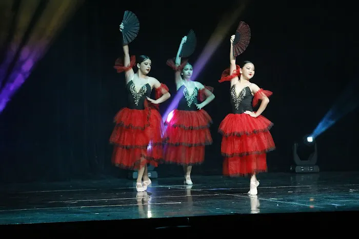 Beach Cities Dance Studio Picture 6