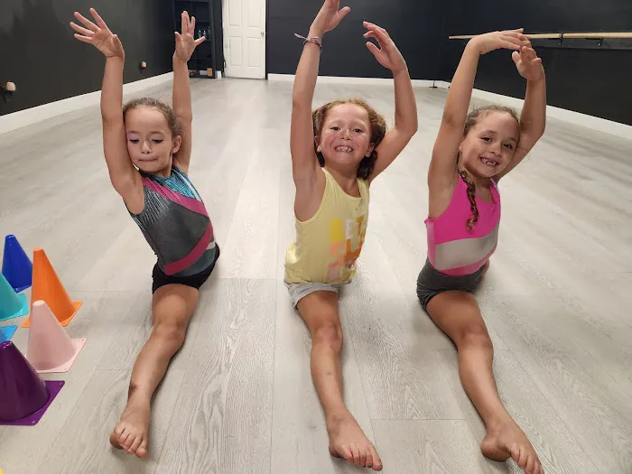 Level Up Dance Picture 1