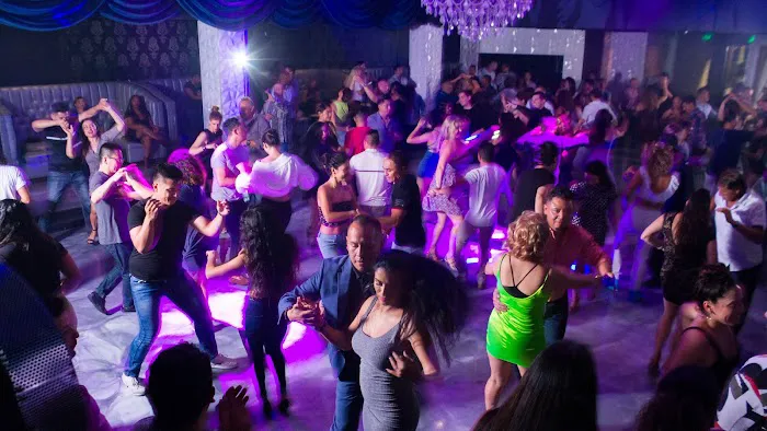 Cielo Dance Events Picture 5