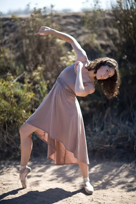 Newport Dance Theater Picture 3