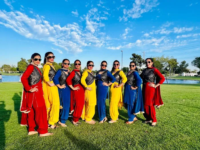 Blitz Bhangra Academy Picture 2