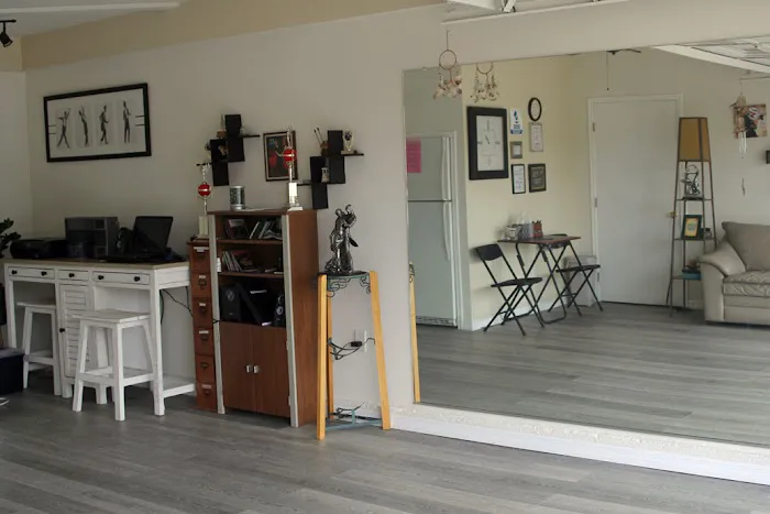 Phill's Ballroom Dance Studio Picture 6