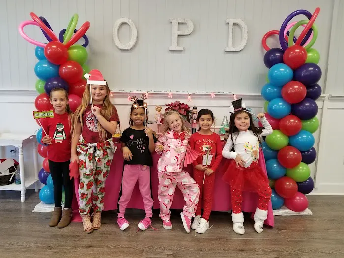 On Pointe Dance Studio Picture 5