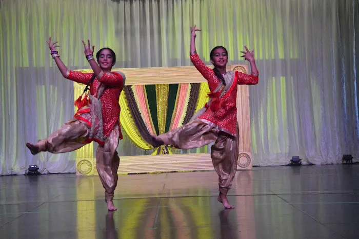 Rhythms Bollywood Dance Picture 1