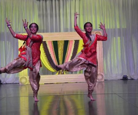 Rhythms Bollywood Dance