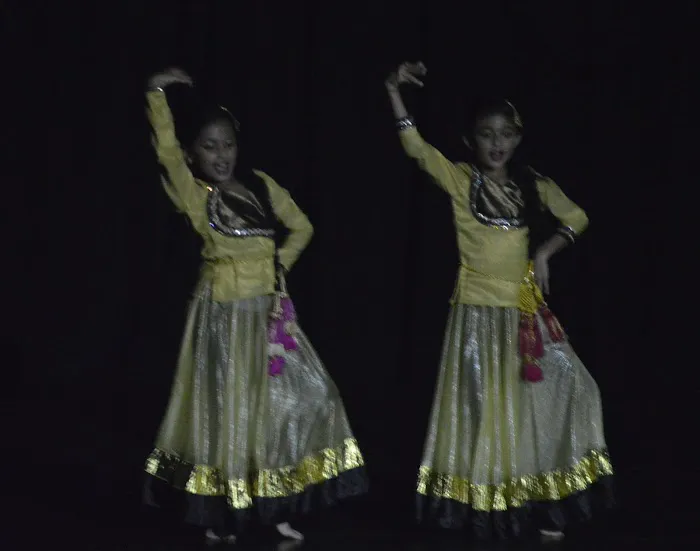 Rhythms Bollywood Dance Picture 4