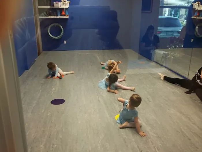 Move Dance Academy Picture 2