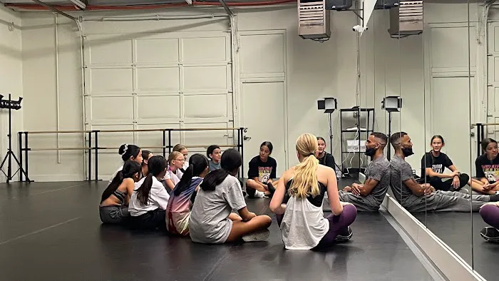 DANCE LAB OC Picture 5