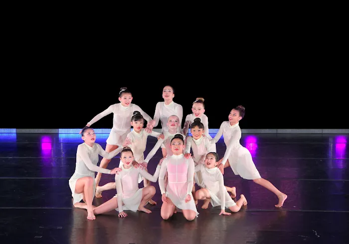 DANCE LAB OC Picture 8