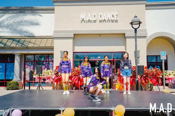 M.A.D Dance Picture 2