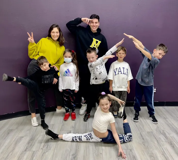 Dance Yard Picture 2