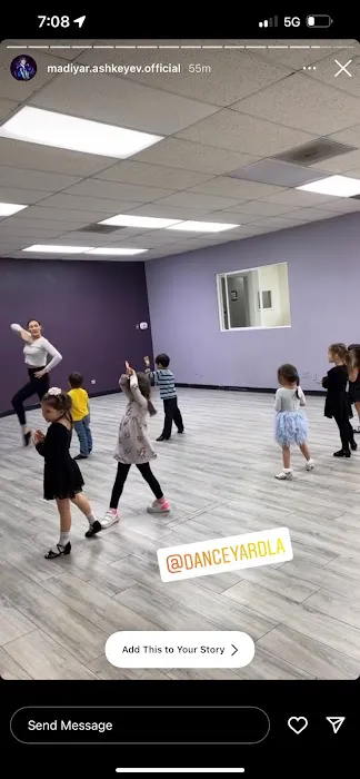 Dance Yard Picture 7