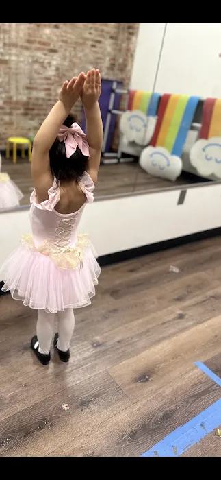 FOX STUDIO of Dance & Gymnastics Picture 7