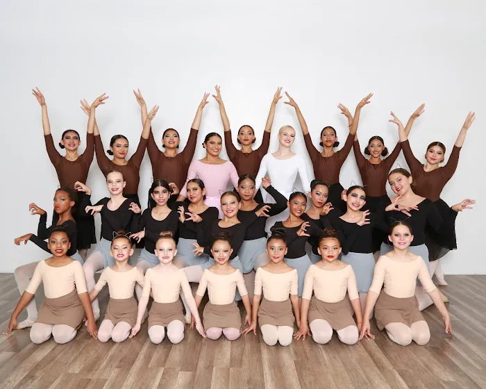 Surge Los Angeles Dance Studio Picture 6