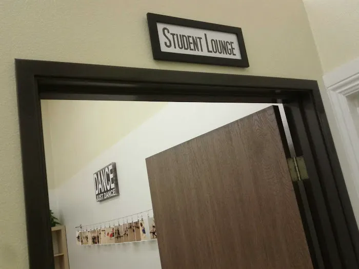 DanceLova Dance Academy (Irvine Studios) Picture 9