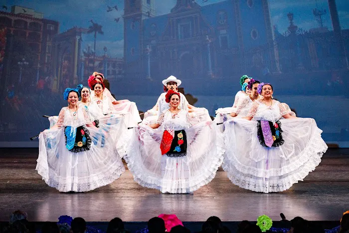 Ballet Folklorico De Riverside Picture 1