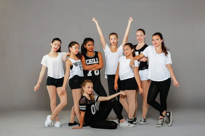 Dance Works Picture 9