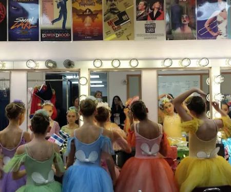 V&T Classical Ballet & Dance Academy