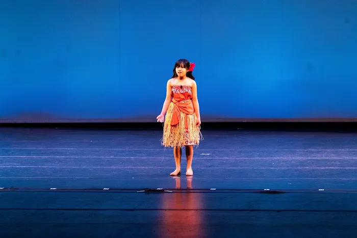 BROADWAY ARTS STUDIO Dance, Musical Theatre, Acting, and Voice Conservatory Picture 6