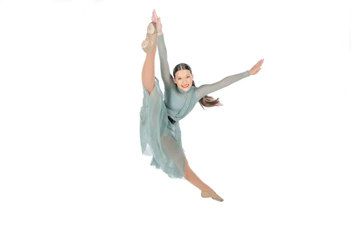 BROADWAY ARTS STUDIO Dance, Musical Theatre, Acting, and Voice Conservatory Picture 1